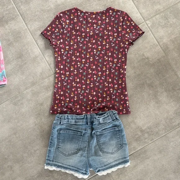8 Piece Girl's Size 7-8 Mix & Match Tops, Shorts, Dress Bundle - Gently Worn - Picture 4 of 16